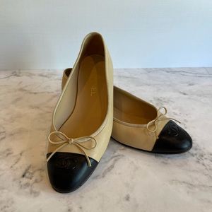 Chanel Cap-toe Ballerina Flats